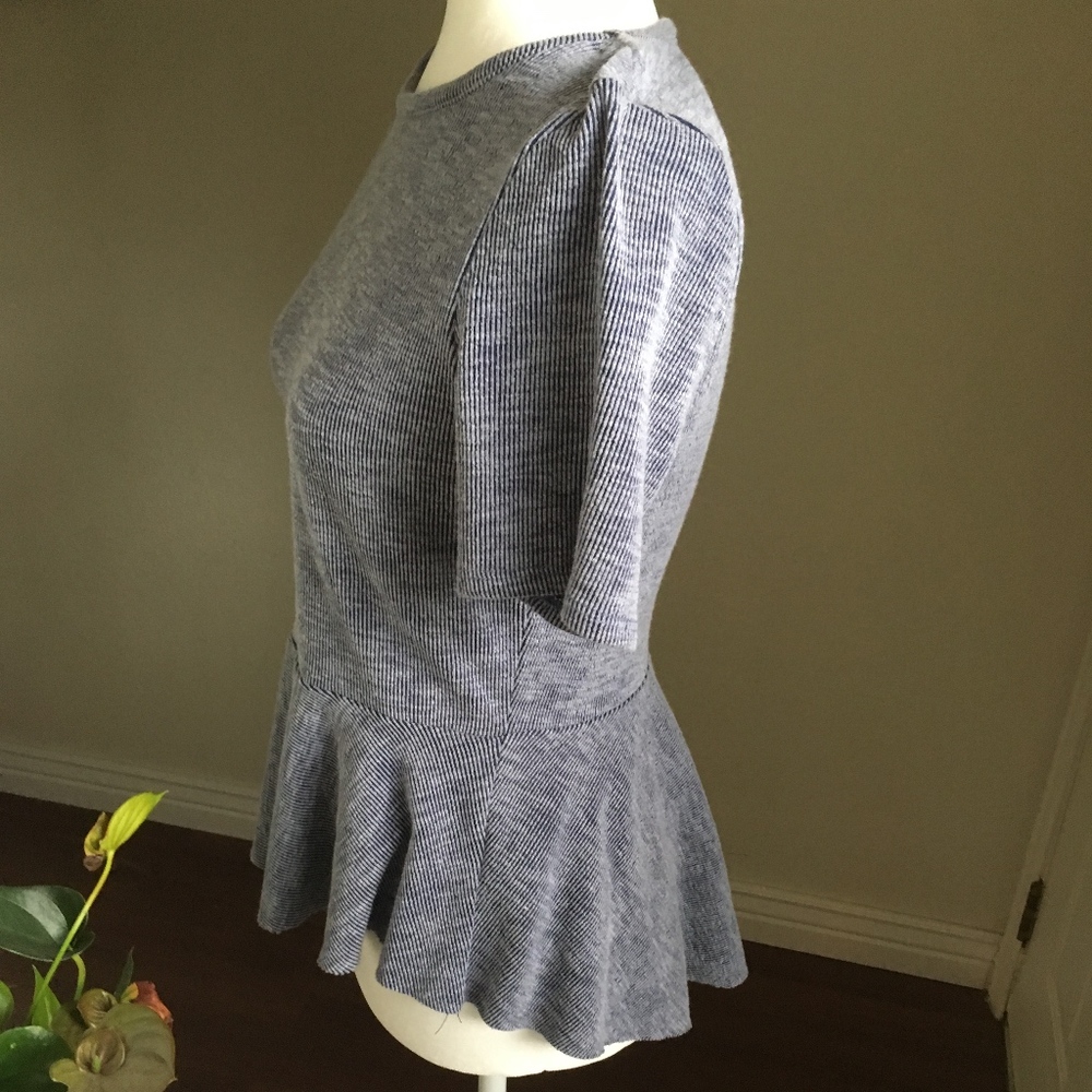 Tea n Rose Ribbed Peplum Top - Picture 2 of 4